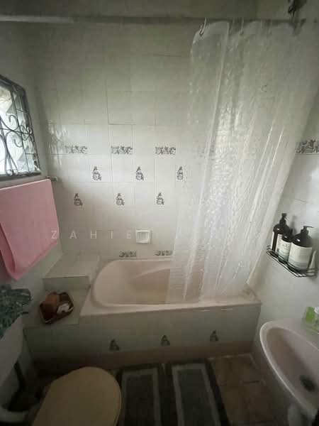 Bungalow for Sale in Kampung Tunku (Petaling Jaya) - Zahier Firza - PropertyGuru.com.my