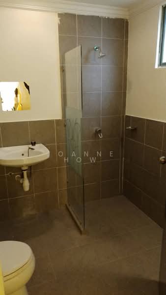 Service Residence for Rent at Gold Coast Malacca International Resort - Joanne How - Bathroom - PropertyGuru.com.my