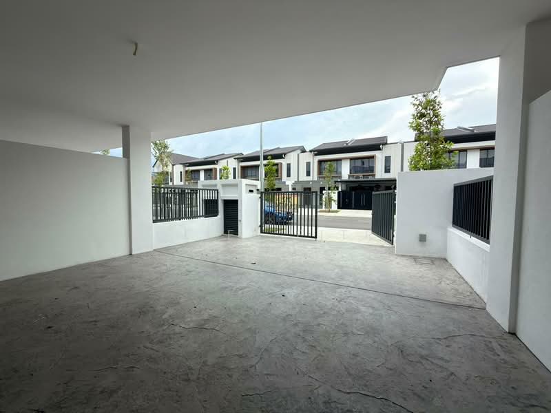 Rumah Teres 2 Tingkat untuk Dijual di Kota Emerald (Rawang) - Liliey Fitri - Exterior - PropertyGuru.com.my