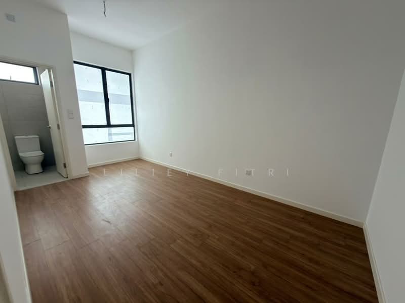 Rumah Teres 2 Tingkat untuk Dijual di Kota Emerald (Rawang) - Liliey Fitri - Bathroom - PropertyGuru.com.my