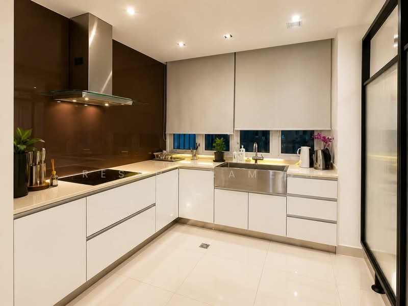 Kondominium untuk Dijual di Gurney Paragon - Ressha Ramesh - Kitchen - PropertyGuru.com.my
