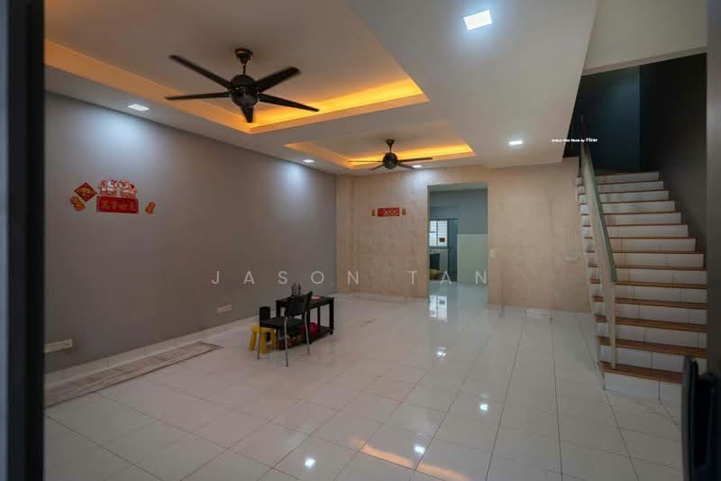 Rumah Teres 2 Tingkat untuk Dijual di Setia Impian (Setia Alam) - Jason Tan - Living Room - PropertyGuru.com.my