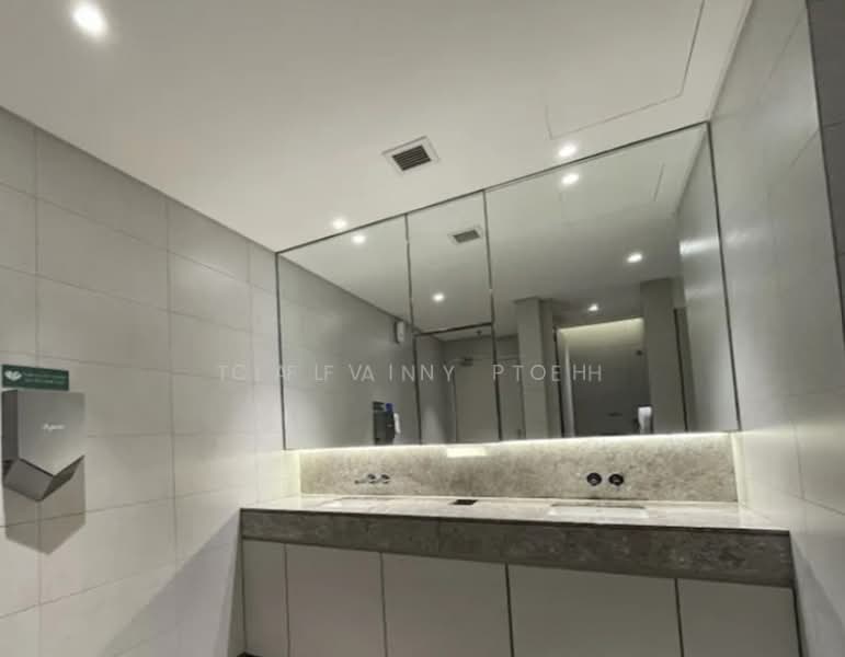 Pejabat untuk Disewa di Bukit Bintang (KL City Centre) - Calvin Poh - Bathroom - PropertyGuru.com.my
