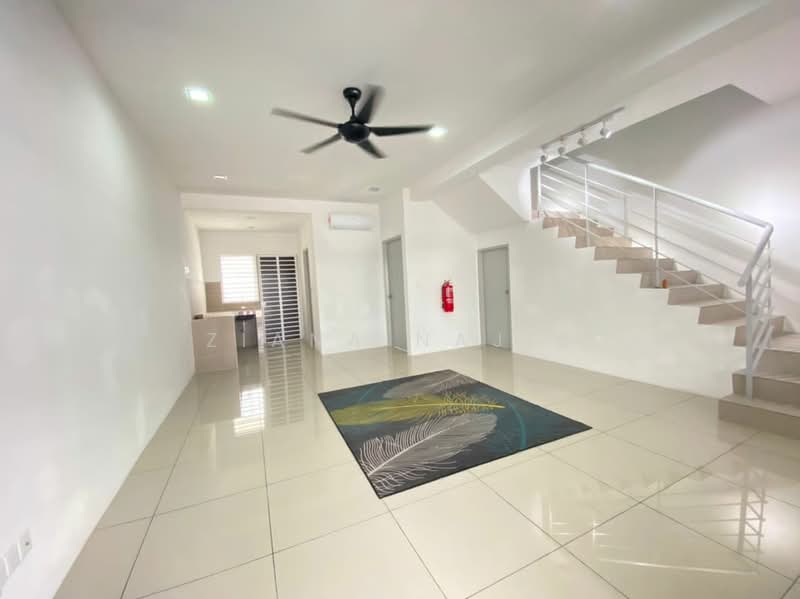 Rumah Teres untuk Disewa di Kuala Selangor (Selangor) - Ziana Najib - Living Room - PropertyGuru.com.my