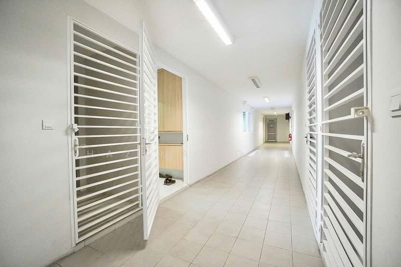 Condominium for Sale at Residensi Platinum Teratai - Hazeman Omar - Corridor - PropertyGuru.com.my