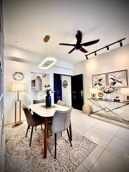 Condominium for Sale at Leader Garden - Ressha Ramesh - Dining Room - PropertyGuru.com.my