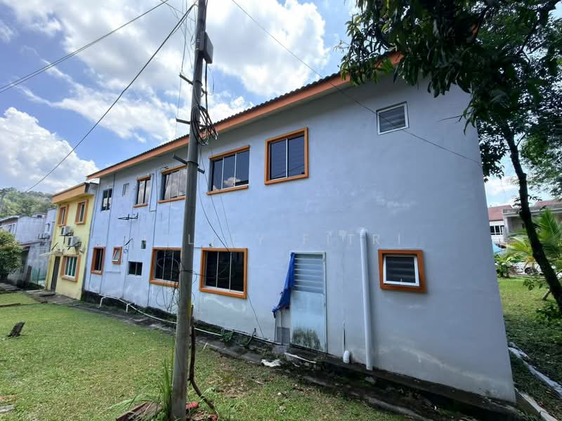 Rumah Teres 2 Tingkat untuk Dijual di Kota Emerald (Rawang) - Liliey Fitri - Exterior - PropertyGuru.com.my