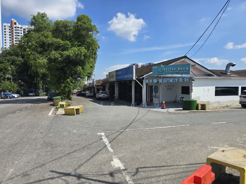 Commercial Bungalow for Rent in Taman Abad (Johor Bahru) - Jeff Ang - PropertyGuru.com.my