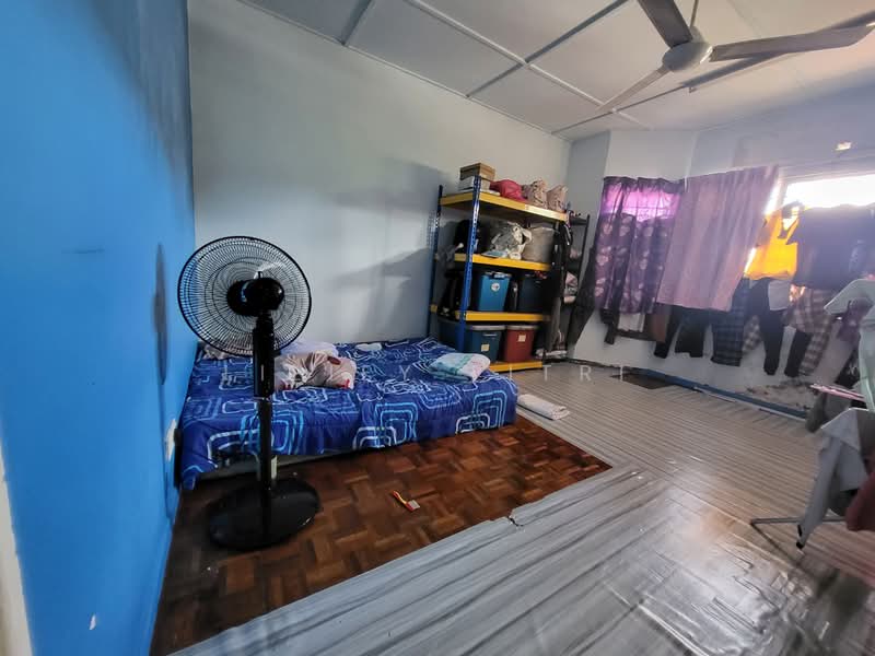 Rumah Teres 2 Tingkat untuk Dijual di Bandar Country Homes (Rawang) - Liliey Fitri - Bedroom - PropertyGuru.com.my