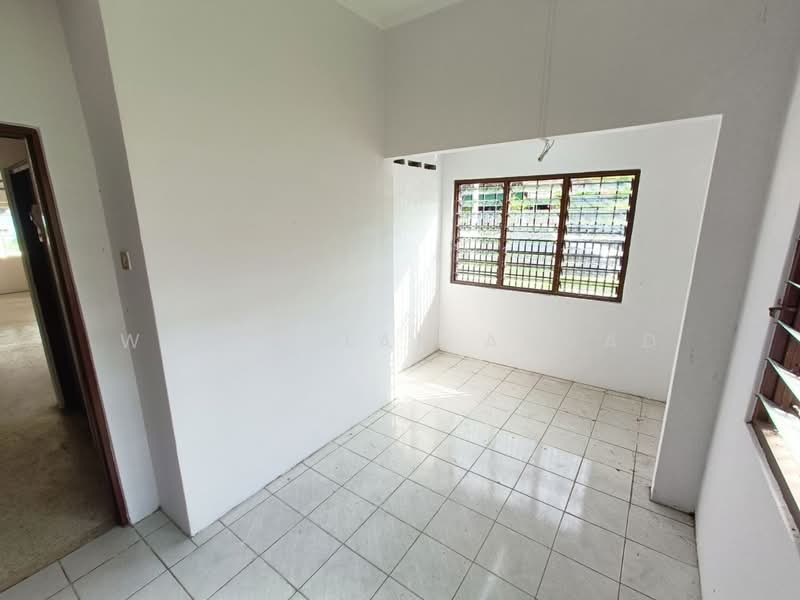 Rumah Teres 1 Tingkat untuk Dijual di Ampang Jaya (Ampang) - Wan Azlan Ahmad - PropertyGuru.com.my