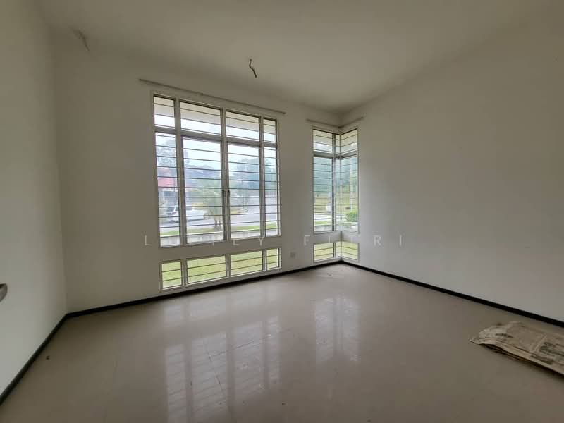 Bungalow for Sale in Kota Emerald (Rawang) - Liliey Fitri - Living Room - PropertyGuru.com.my