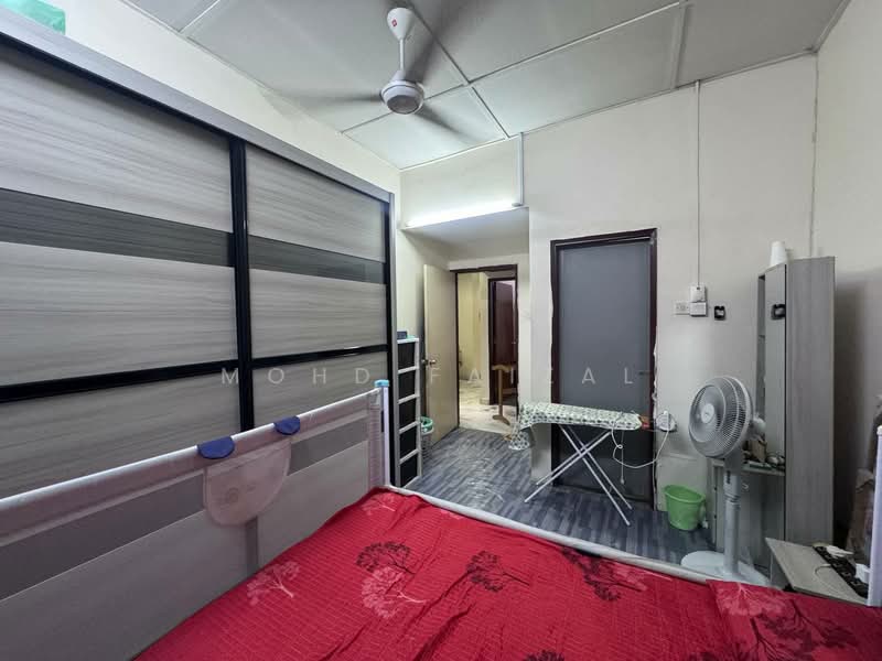 Rumah Teres 1 Tingkat untuk Dijual di Kajang (Selangor) - Mohd Faizal - Bedroom - PropertyGuru.com.my