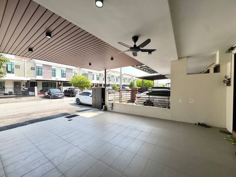 Rumah Teres 2 Tingkat untuk Dijual di Taman Saujana KLIA (Sepang) - Wan Azlan Ahmad - PropertyGuru.com.my