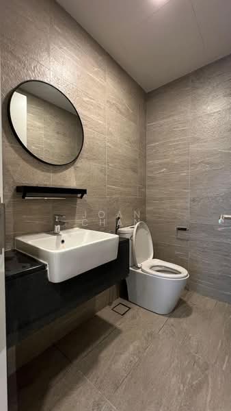 Servis Apartment untuk Disewa di Edelweiss @ Tropicana Gardens - Joan Chan - Bathroom - PropertyGuru.com.my