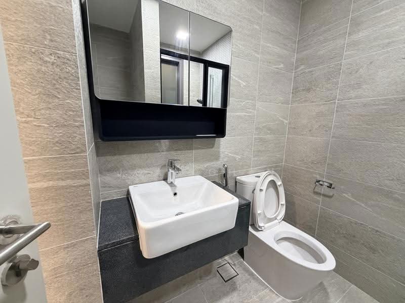 Service Residence for Rent at Edelweiss @ Tropicana Gardens - Joan Chan - Bathroom - PropertyGuru.com.my