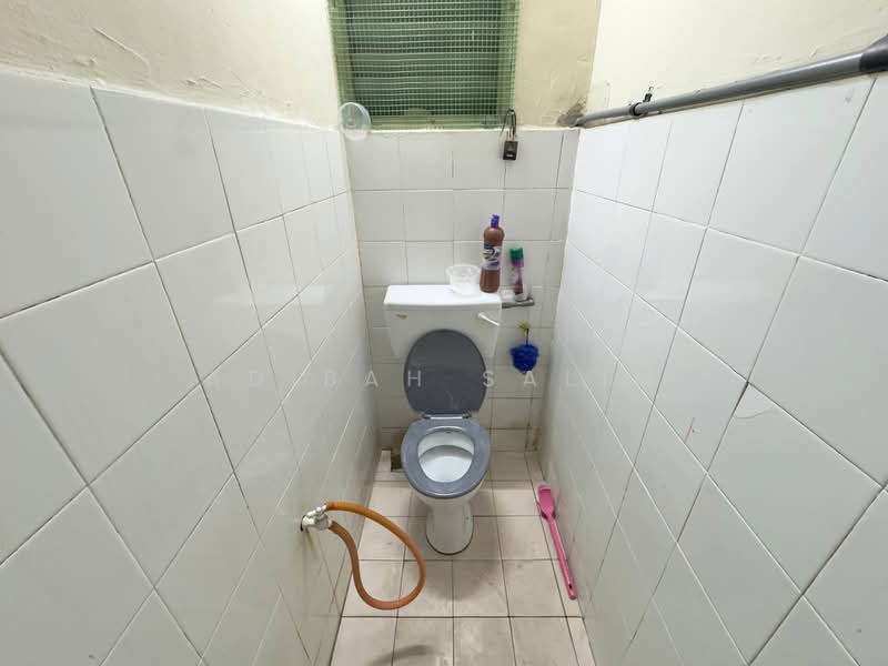 Pangsapuri untuk Dijual di Pangsapuri Lili - Adibah Salim - PropertyGuru.com.my