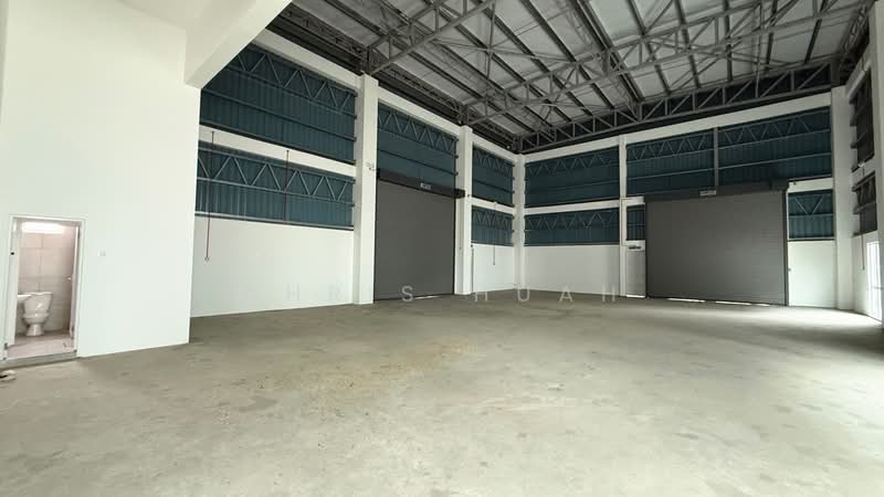 Kilang Berkembar untuk Disewa di Butterworth (Penang) - Chris Huah - Bathroom - PropertyGuru.com.my