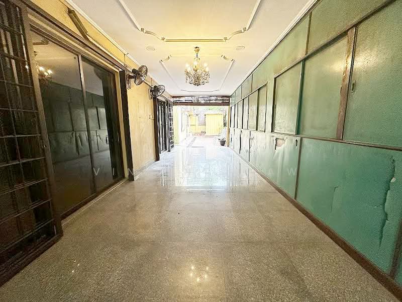 Semi-Detached House for Sale in Tropicana (Selangor) - Vincent Liaw - Corridor - PropertyGuru.com.my