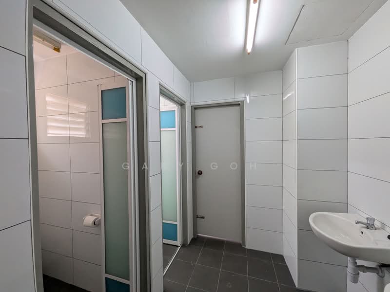 Shop / Office untuk Disewa di Ara Damansara (Selangor) - Gary Goh - Bathroom - PropertyGuru.com.my