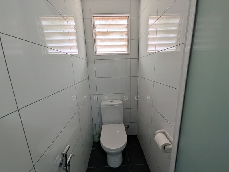 Shop / Office untuk Disewa di Ara Damansara (Selangor) - Gary Goh - Bathroom - PropertyGuru.com.my