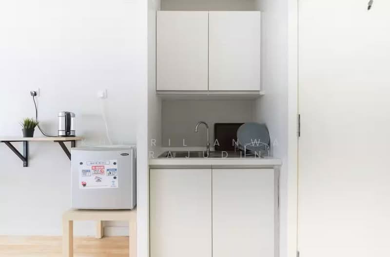 Service Residence for Rent at Solaris Dutamas - Khairil Anwar Sirajudin - Kitchen - PropertyGuru.com.my