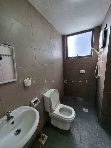 Servis Apartment untuk Disewa di ARC @ Austin Hills - Elaine Chan - Bathroom - PropertyGuru.com.my