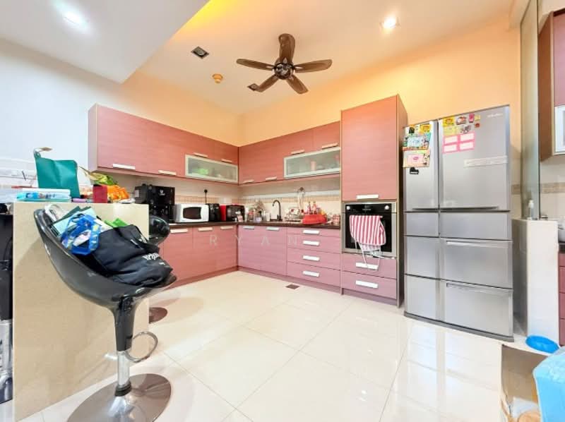 Rumah Berkembar untuk Dijual di Setia Alam (Selangor) - Ryan . - Kitchen - PropertyGuru.com.my