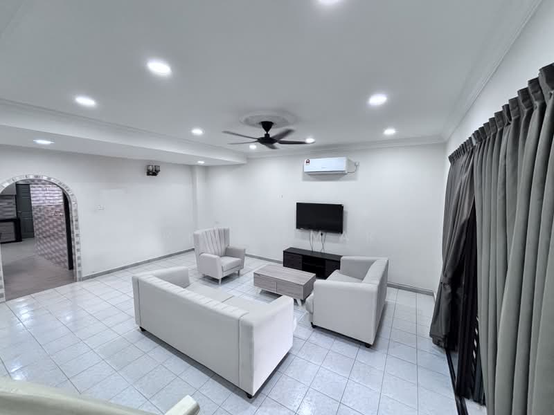 2-storey Terraced House for Rent in Ipoh (Perak) - Rina Omar - Living Room - PropertyGuru.com.my