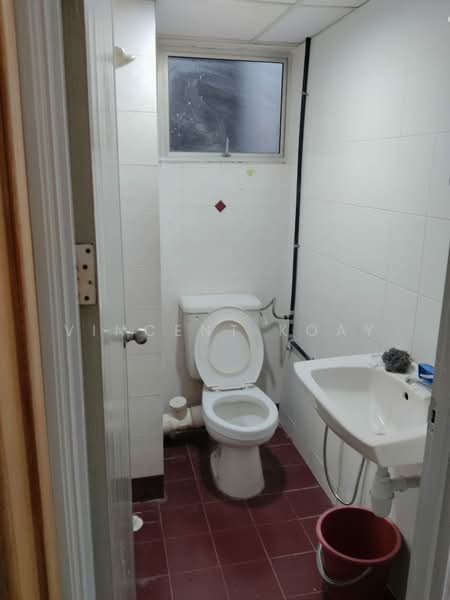 Condominium for Rent at N-Park Condominium - Vincent Koay - Bathroom - PropertyGuru.com.my