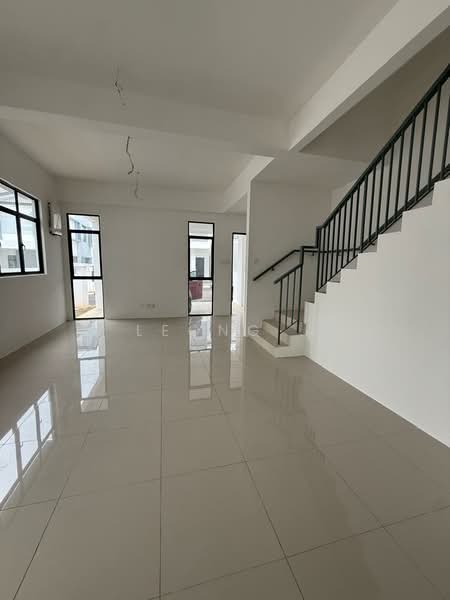 Rumah Berkembar untuk Disewa di Balik Pulau (Penang) - Leong . - Living Room - PropertyGuru.com.my