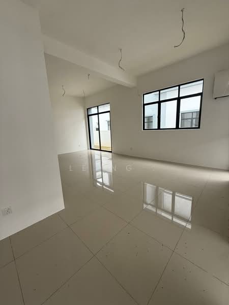 Rumah Berkembar untuk Disewa di Balik Pulau (Penang) - Leong . - Living Room - PropertyGuru.com.my
