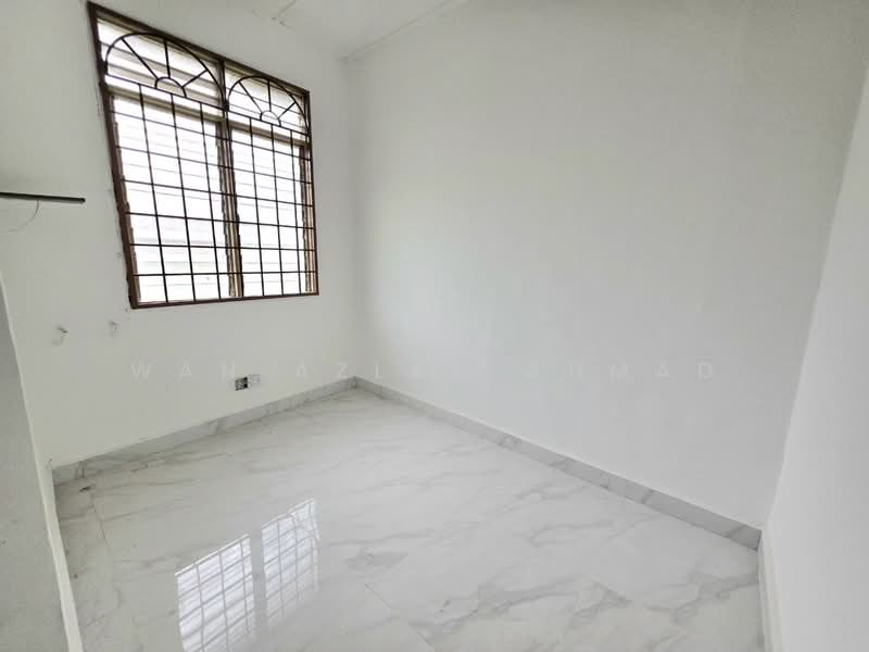 Rumah Teres 2 Tingkat untuk Dijual di Bukit Sentosa (Rawang) - Wan Azlan Ahmad - PropertyGuru.com.my