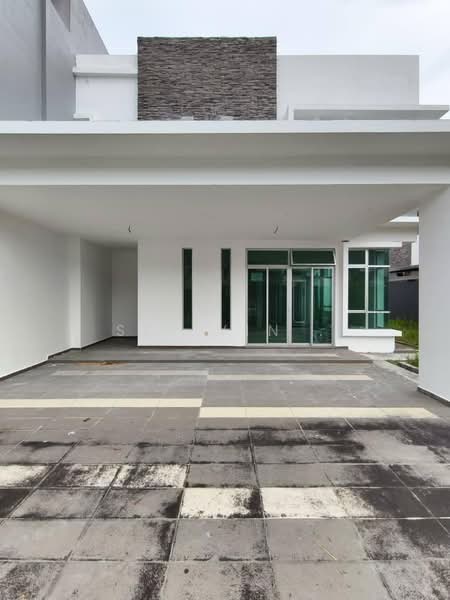Semi-Detached House for Sale in Mutiara Rini (Skudai) - See Yin . - Exterior - PropertyGuru.com.my