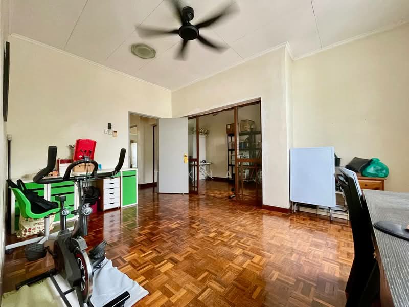 2-storey Terraced House for Sale in Putra Heights (Subang Jaya) - Ewat Khairul - Living Room - PropertyGuru.com.my