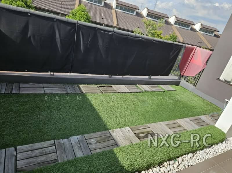 Rumah Teres untuk Dijual di Bandar Tropicana Aman (Telok Panglima Garang) - Raymond Cheng - Garden - PropertyGuru.com.my