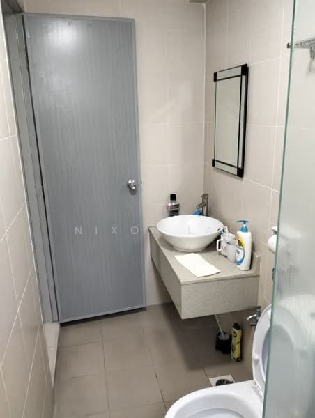 Servis Apartment untuk Dijual di D'Alamanda - Nixon Lau - Bathroom - PropertyGuru.com.my