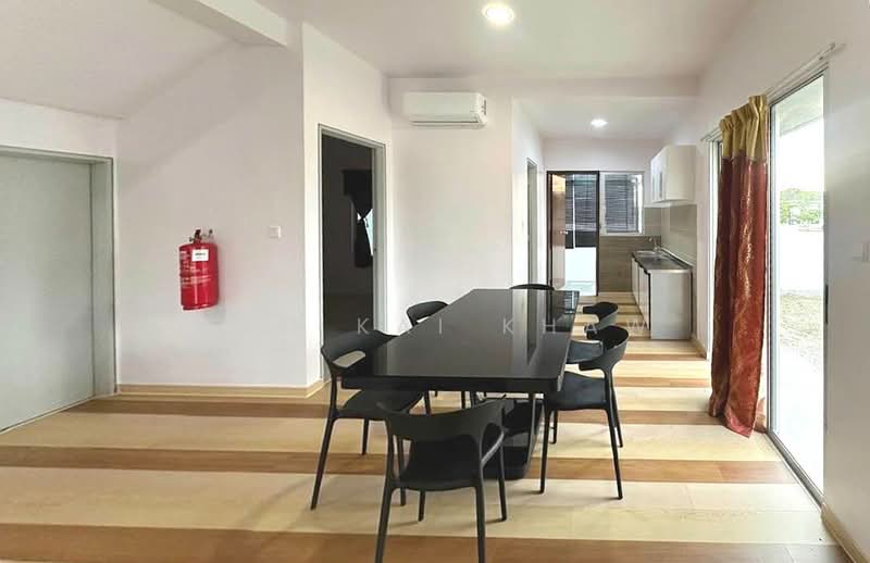 Rumah Teres 2-Tingkat untuk Dijual di Bandar Puncak Alam (Puncak Alam) - Hao Kai Khaw - Dining Room - PropertyGuru.com.my