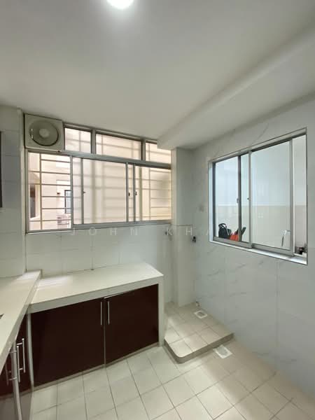 Condominium for Sale at Kinrara Mas - John Khaw - Kitchen - PropertyGuru.com.my