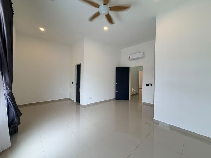 Rumah Teres 2 Tingkat untuk Disewa di Iskandar Puteri (Nusajaya) (Johor) - Queenie Ng - Living Room - PropertyGuru.com.my