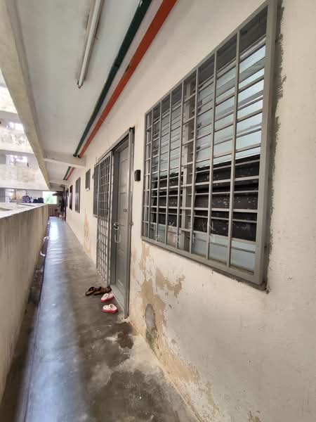 Rumah Flat untuk Dijual di Segar Ria - Ashiken Mudzrin - PropertyGuru.com.my