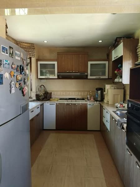 Semi-Detached House for Rent in Taman Impian Emas (Skudai) - Tony Lim - Kitchen - PropertyGuru.com.my
