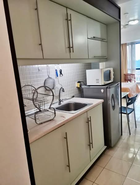 Service Residence for Rent at Amcorp Serviced Suites - Vetri Kumar - PropertyGuru.com.my