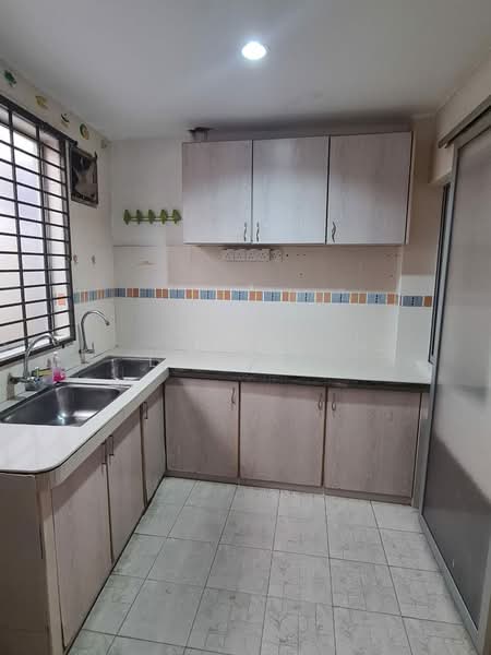 Rumah Berkembar untuk Dijual di Ayer Itam (Penang) - Leong . - Kitchen - PropertyGuru.com.my