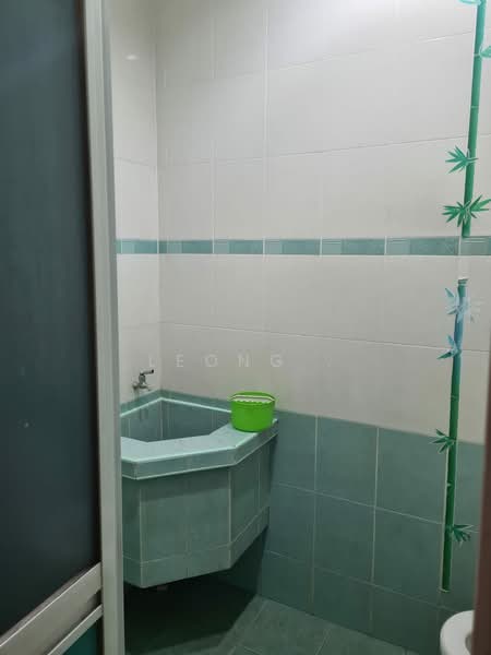 Rumah Berkembar untuk Dijual di Ayer Itam (Penang) - Leong . - Bathroom - PropertyGuru.com.my