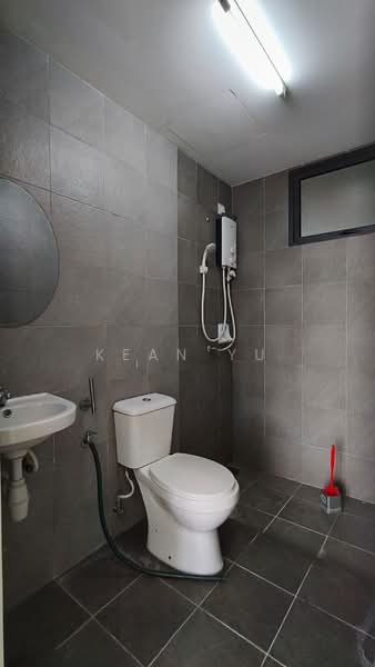 Kondominium untuk Disewa di Sky Awani Residensi 2 - Kean Yu - Bathroom - PropertyGuru.com.my