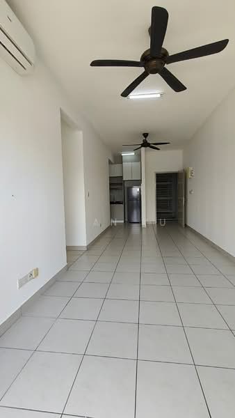 Kondominium untuk Disewa di Sky Awani Residensi 2 - Kean Yu - Living Room - PropertyGuru.com.my