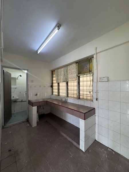 Apartment for Rent at Pangsapuri Sentul Utara - Tiffany Tan - Kitchen - PropertyGuru.com.my