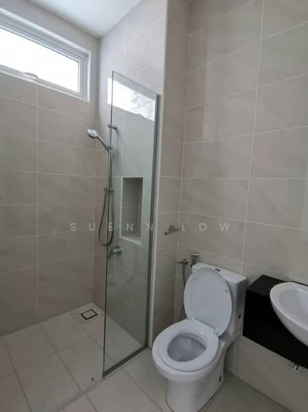 Rumah Kluster untuk Dijual di Taman Ekoflora (Johor Bahru) - Suenn Low - Bathroom - PropertyGuru.com.my