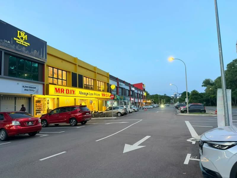 Retail Space for Rent in Bukit Jelutong (Shah Alam) - Ewat Khairul - Exterior - PropertyGuru.com.my