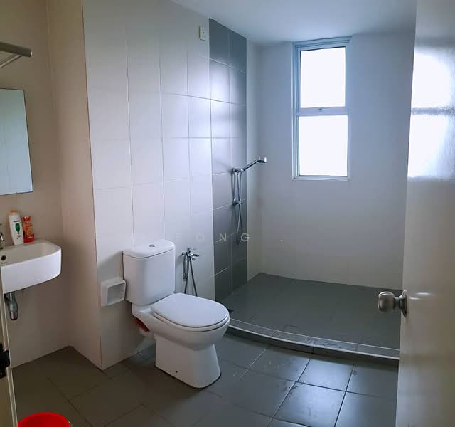 Kondominium untuk Dijual di Elit Heights @ Bayan City - Leong . - Bathroom - PropertyGuru.com.my
